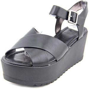 Material Girl Sandals Womens 7.5 MED Black Wave